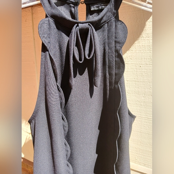 Victoria Beckham for Target Black Halter Ruffle Top Size Small EUC - Picture 4 of 9